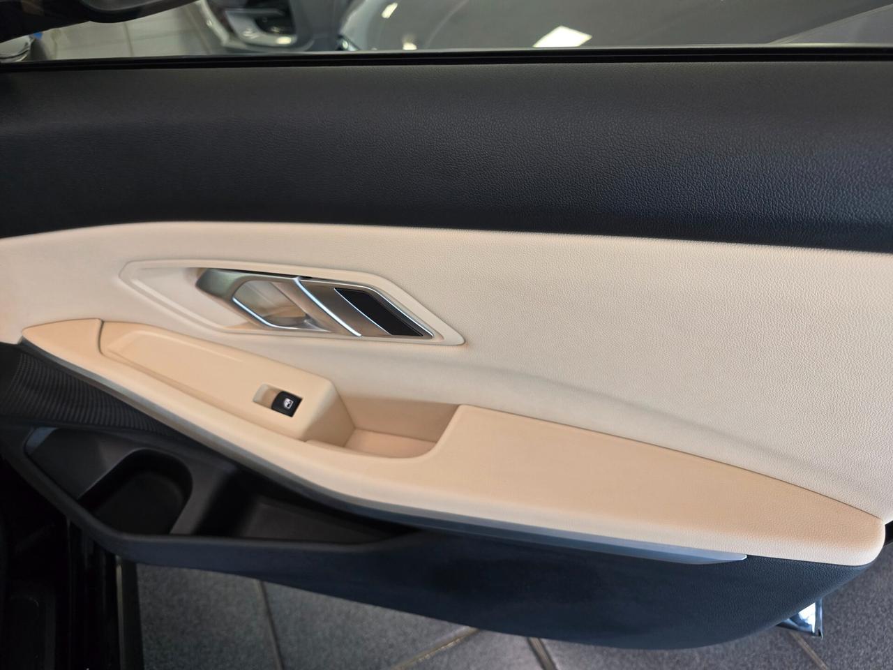 Bmw 330e Business Advantage 184cv Ibrida