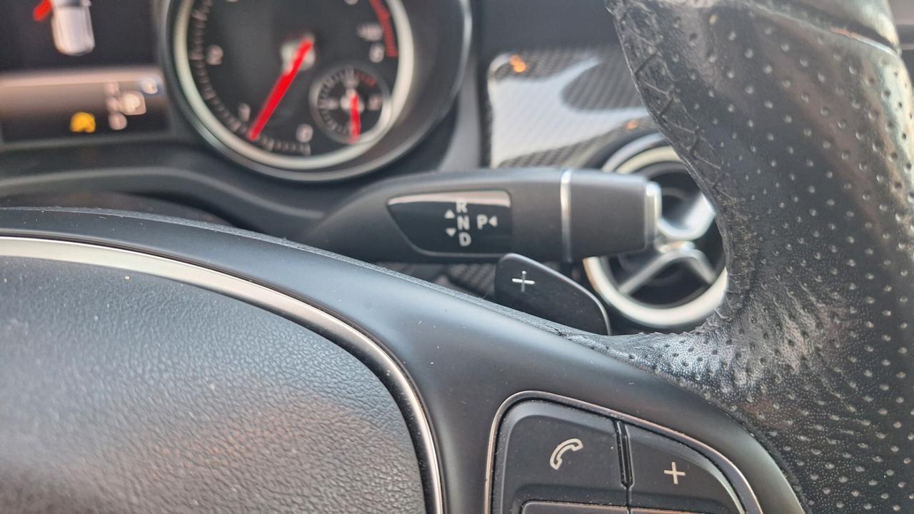 Mercedes-benz GLA 200 d Automatic Premium