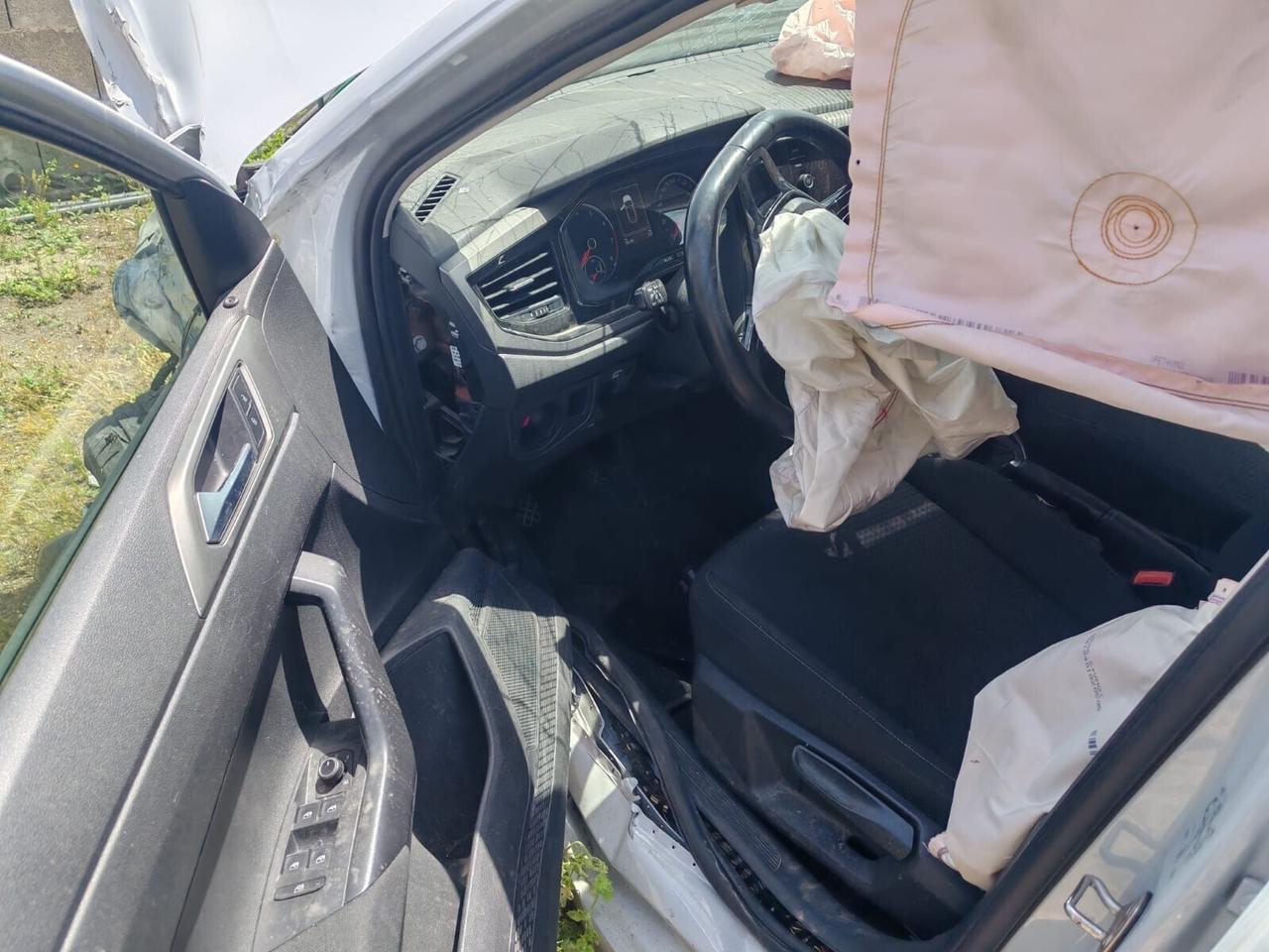 Volkswagen Polo 1.0 2018 sinistrata
