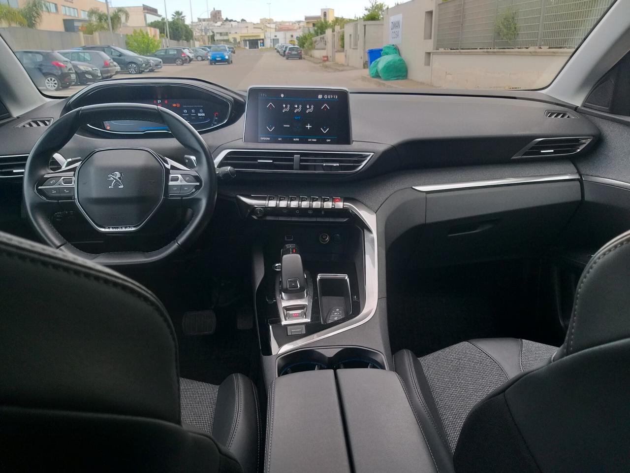 Peugeot 3008 BlueHDi 130 S&S Allure