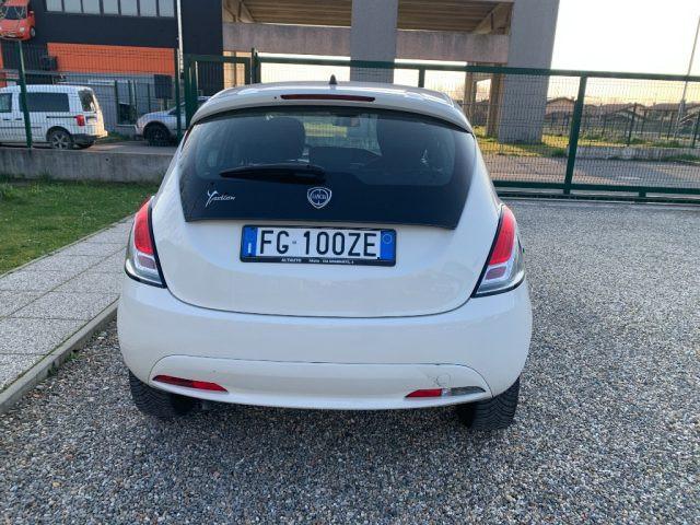 LANCIA Ypsilon 1.2 69 CV 5 porte Platinum