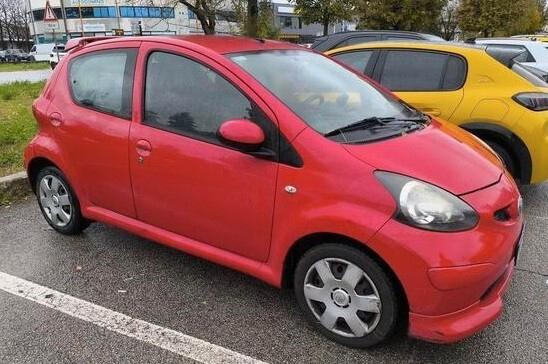 Toyota Aygo 1.0 12V VVT-i 5 porte