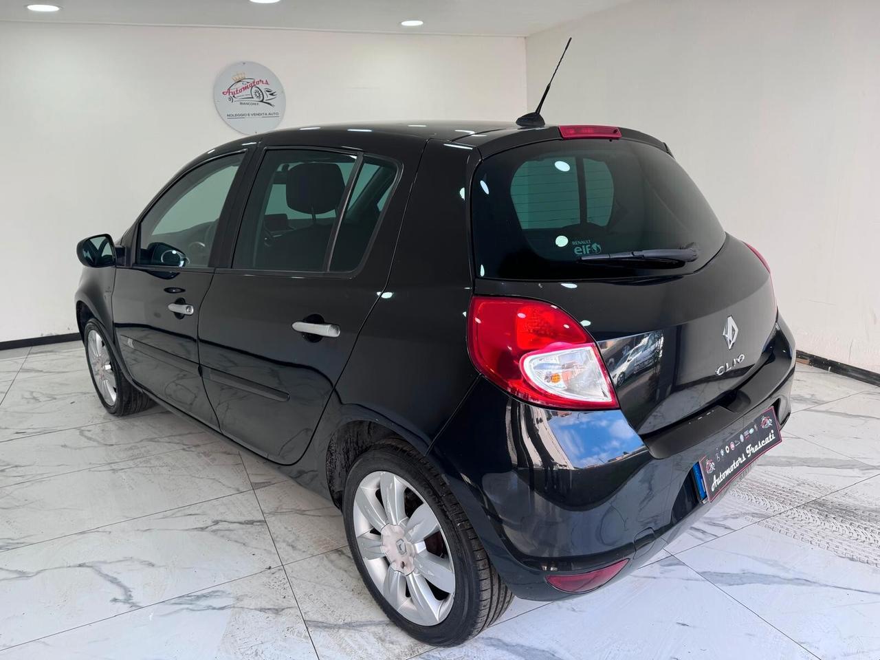 Renault Clio 1.2 16V 5 porte Dynamique