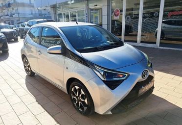 Toyota Aygo Connect 1.0 Vvt-i 72