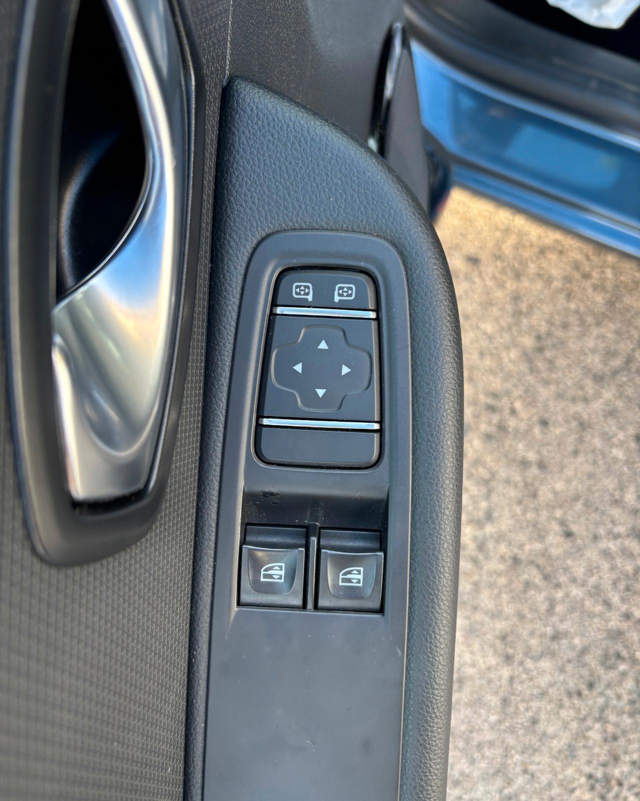 Renault Clio TCe 12V 90 CV GPL 5 porte Business