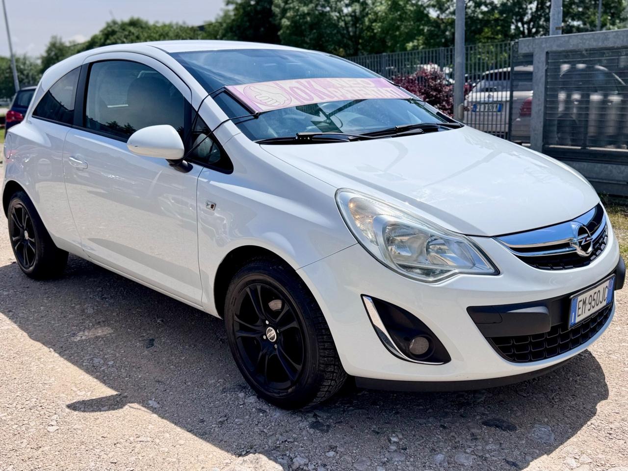 Opel Corsa 1.2 Benzina 86cv Neopatentati 2012