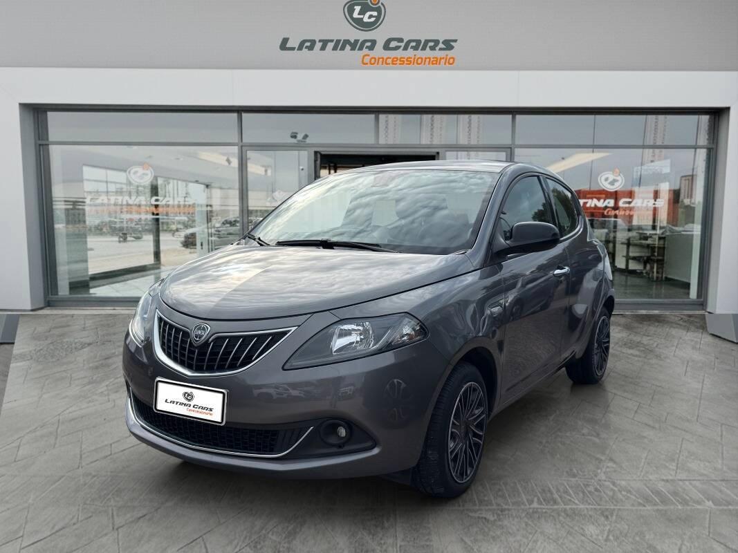 Lancia Ypsilon III 1.0 firefly hybrid Gold s&s 70cv CON CARPLAY