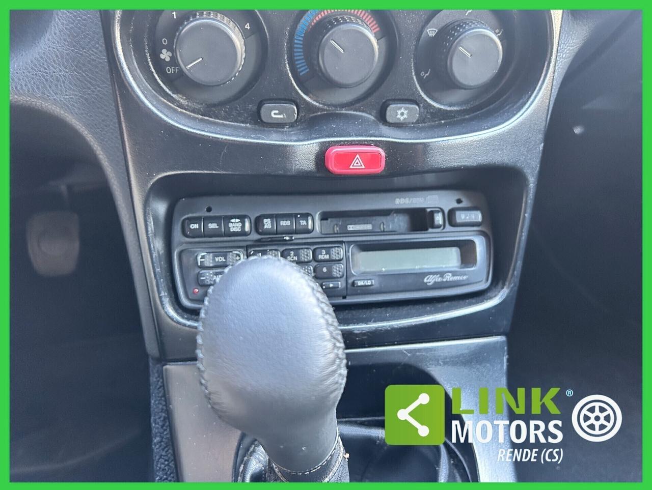 Alfa Romeo Spider 2.0i 16V Twin Spark cat 04/1995