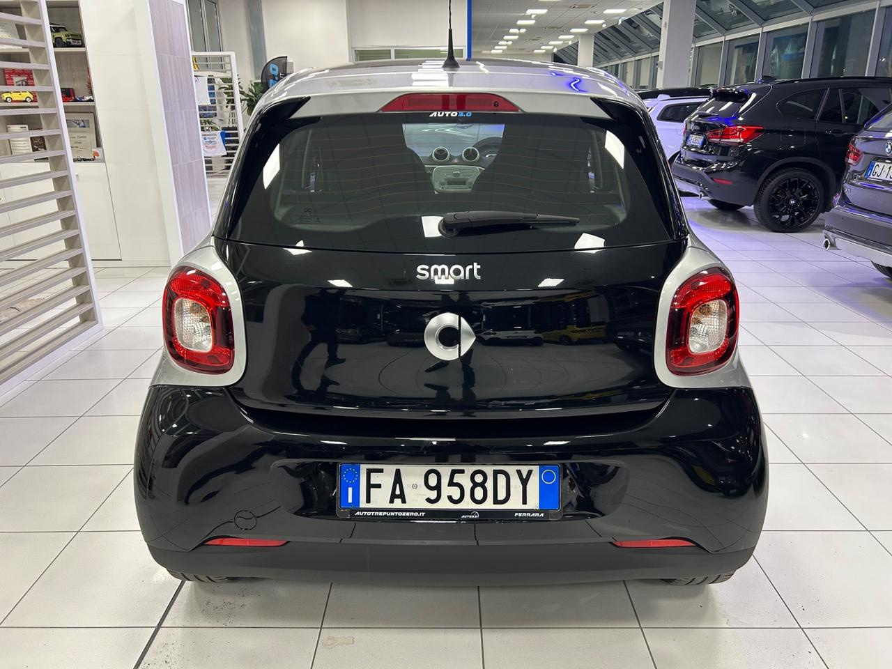 Smart ForFour 70 1.0 twinamic Passion Neopatentati