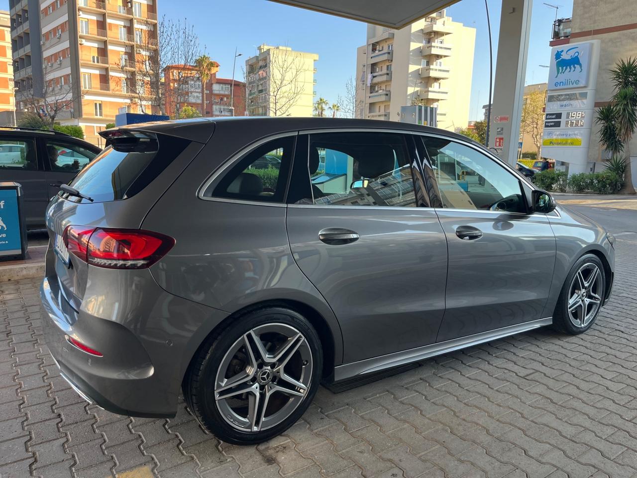 Mercedes-benz B 200 d Automatic Premium