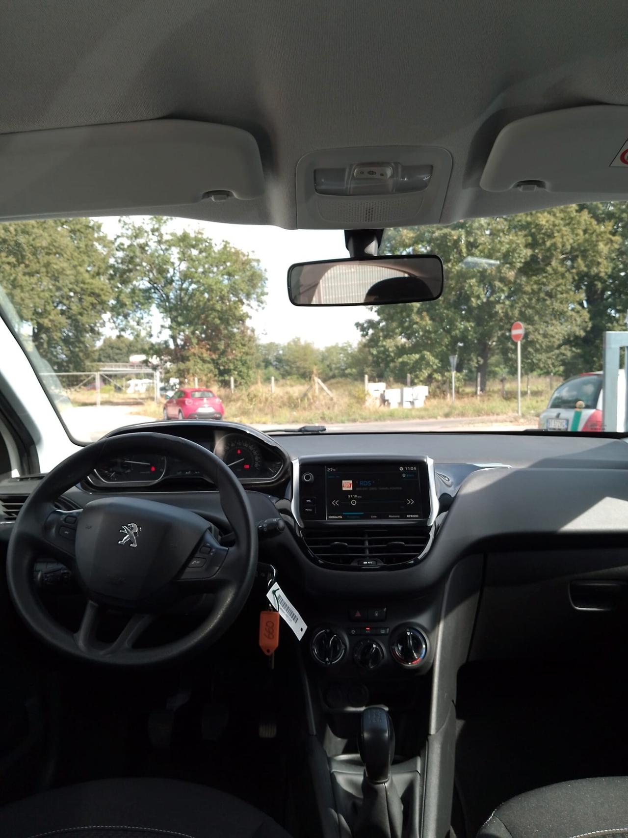 Peugeot 208 BlueHDi 100 5 porte Allure
