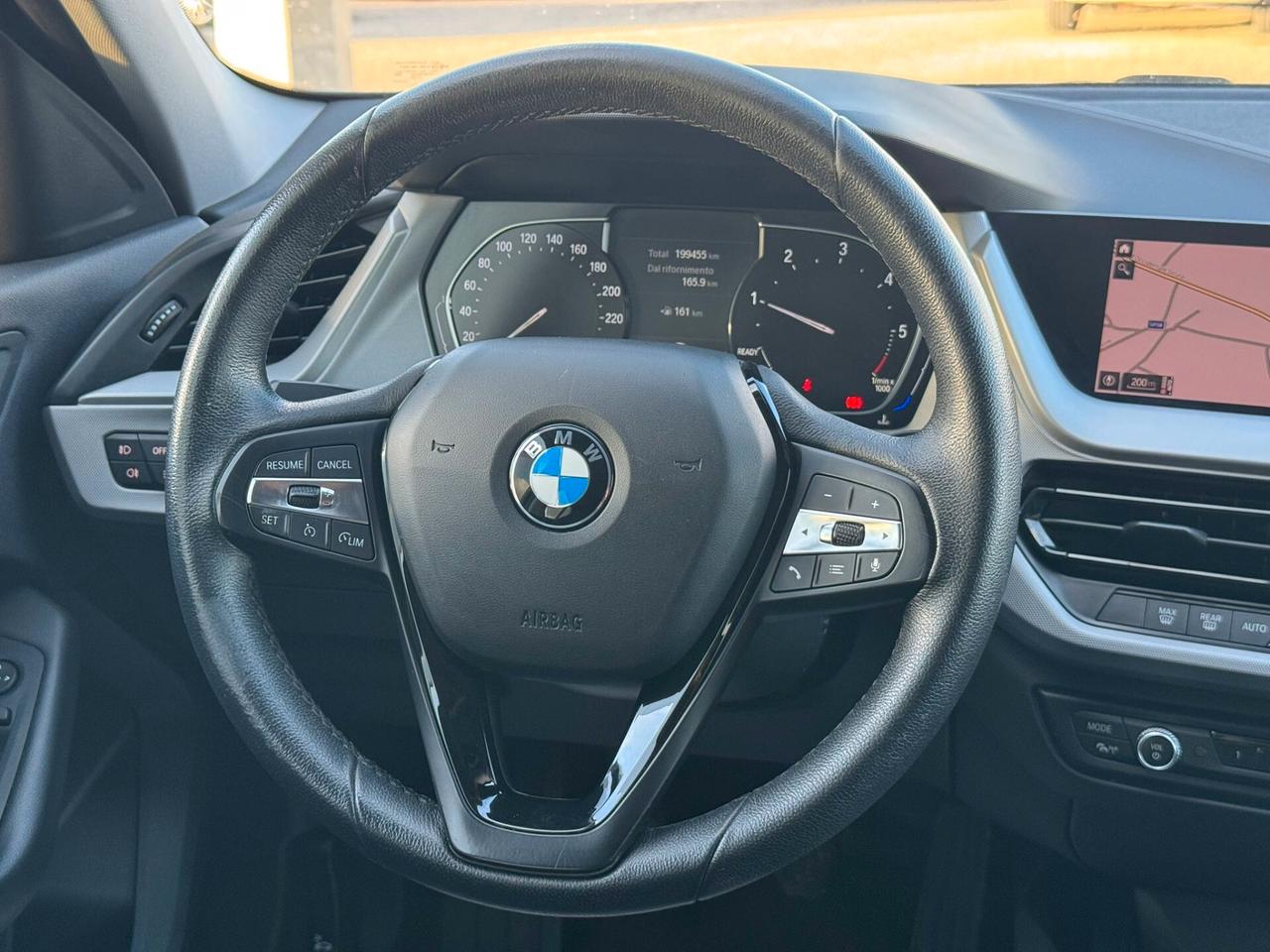 Bmw 116 116d 5p. Business Advantage