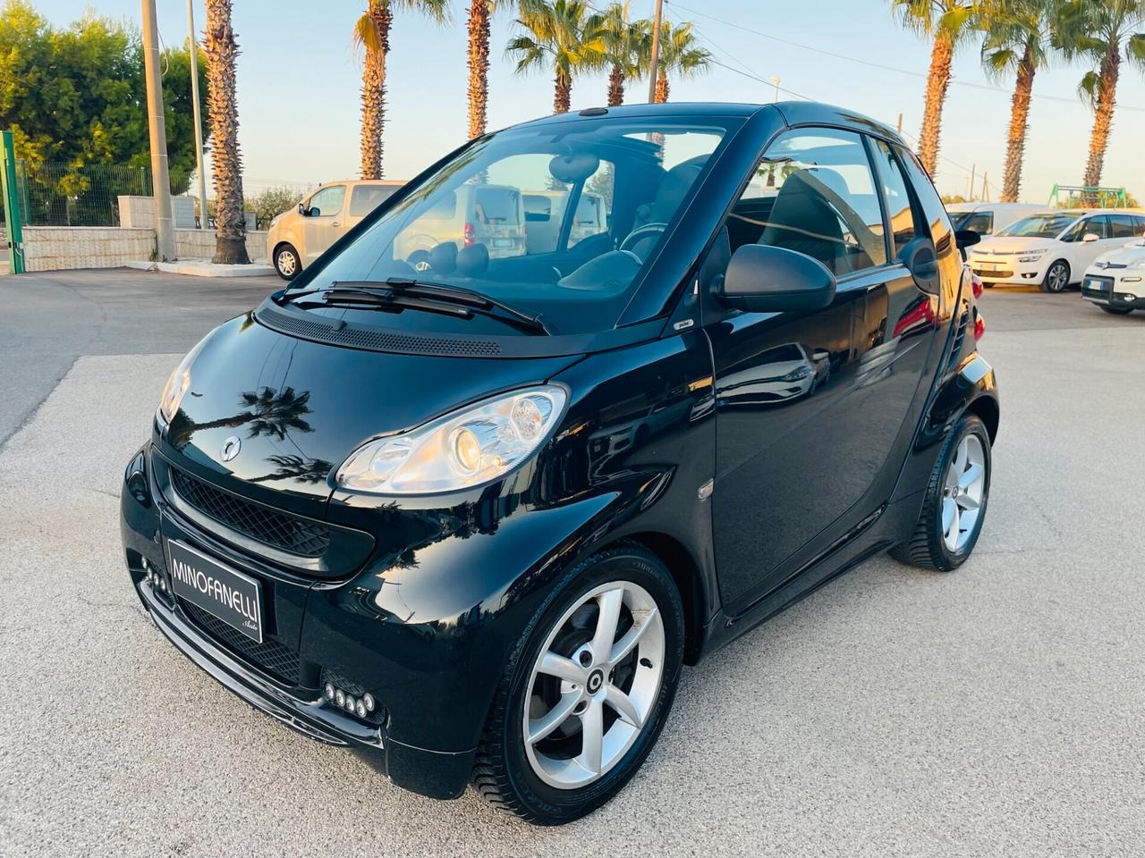 Smart ForTwo 800 40 kW cabrio pure cdi NEOPATENTATI