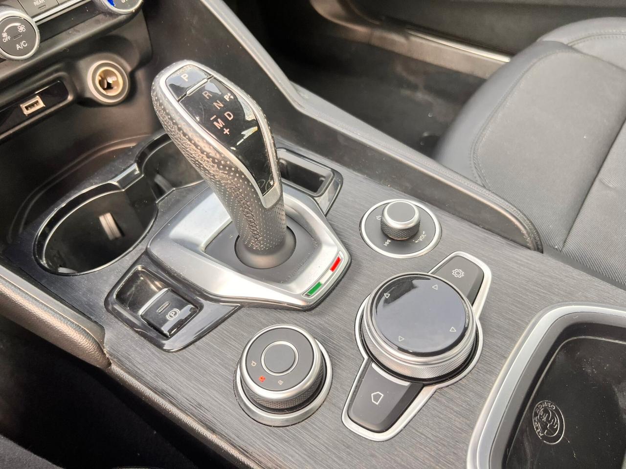 Alfa Romeo Giulia 2.2 Turbodiesel 160 CV AT8 Sprint