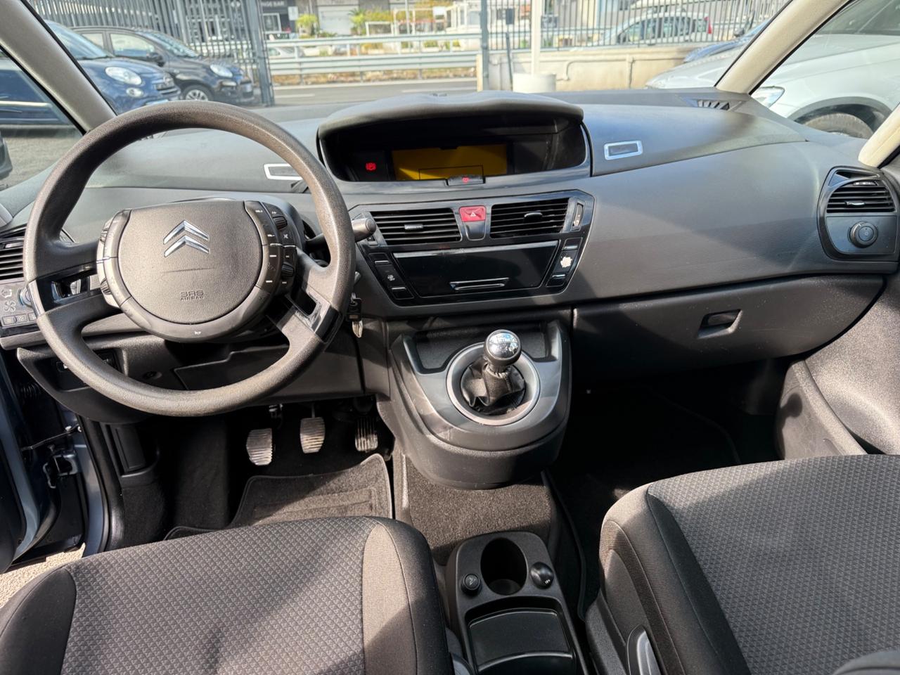 Citroen C4 picasso 1.8 gpl elegance