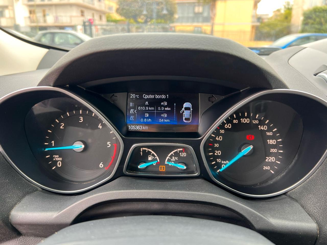 Ford Kuga 1.5 TDCI 120 CV S&S 2WD Titanium