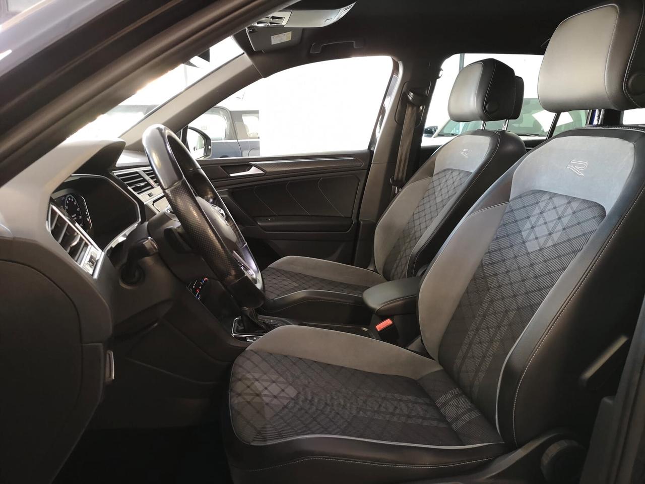 Volkswagen Tiguan 2.0 TDI 150 CV DSG R-Line 2021