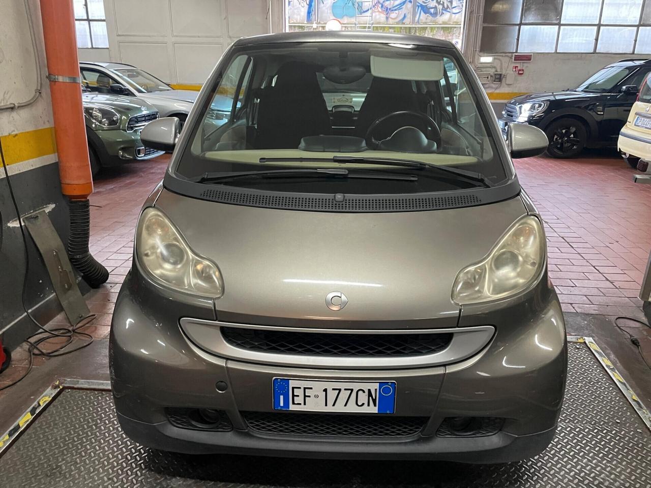 Smart ForTwo 1000 52 kW coupé passion
