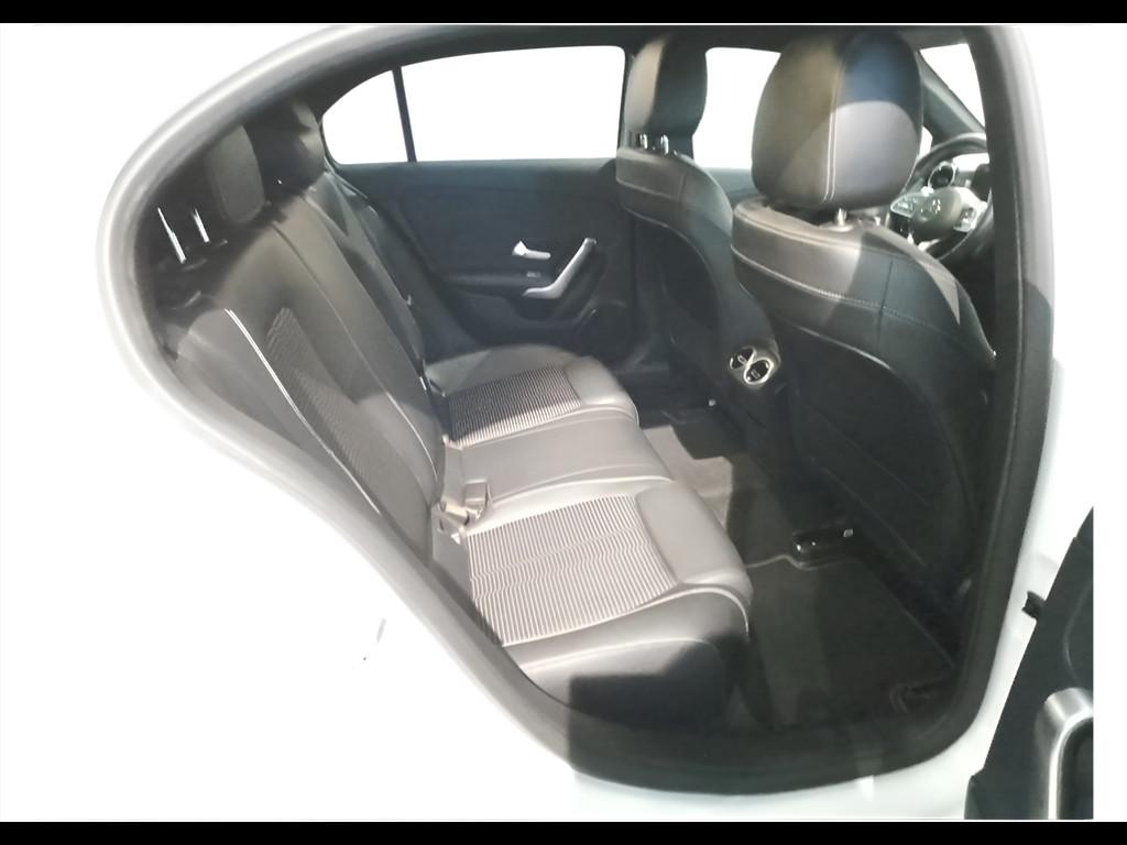 Mercedes-Benz Classe A - W177 2018 - A 180 d Sport auto