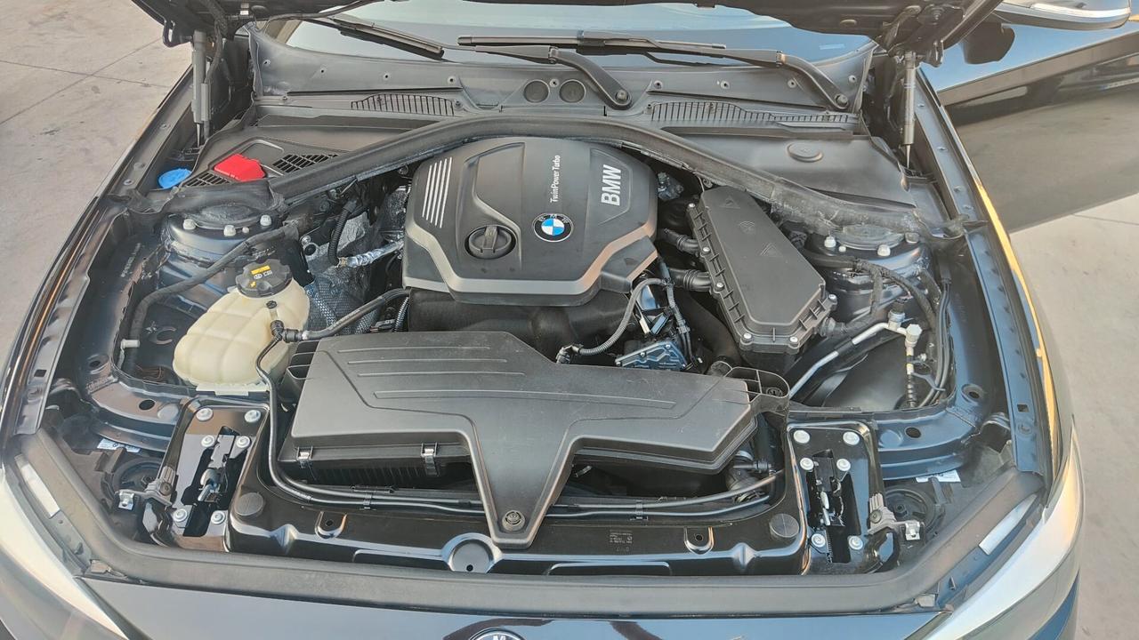 Bmw 116 116d 5p. Urban