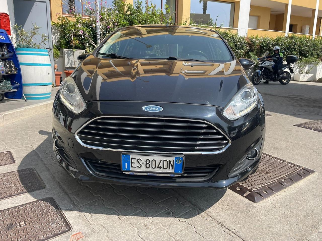 Ford Fiesta 1.5 TDCi 75CV 5 porte Titanium