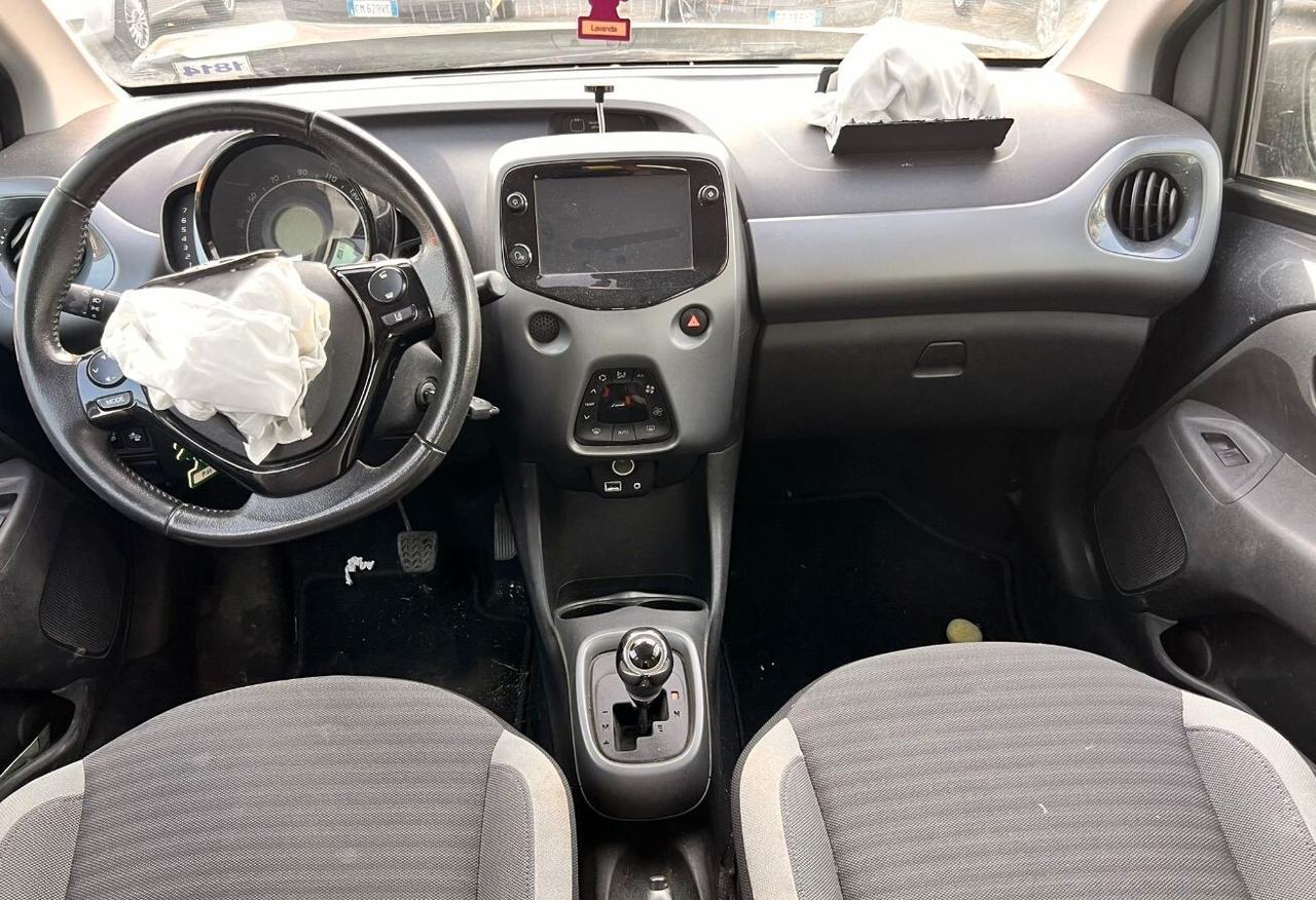 Toyota Aygo 1.0 VVT-i 72 CV 5 porte x-play MMT