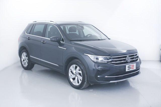 VOLKSWAGEN Tiguan 2.0 TDI 150CV SCR DSG 4MOTION Elegance Fari Matrix