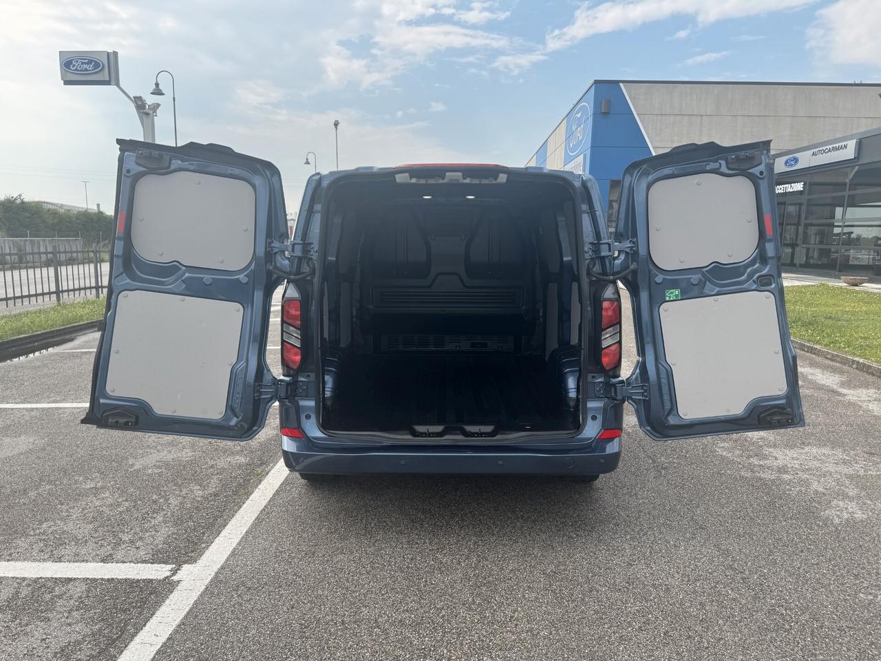 Ford Transit Custom Van Titanium 2.0EcoBlue 150CV Man. PC