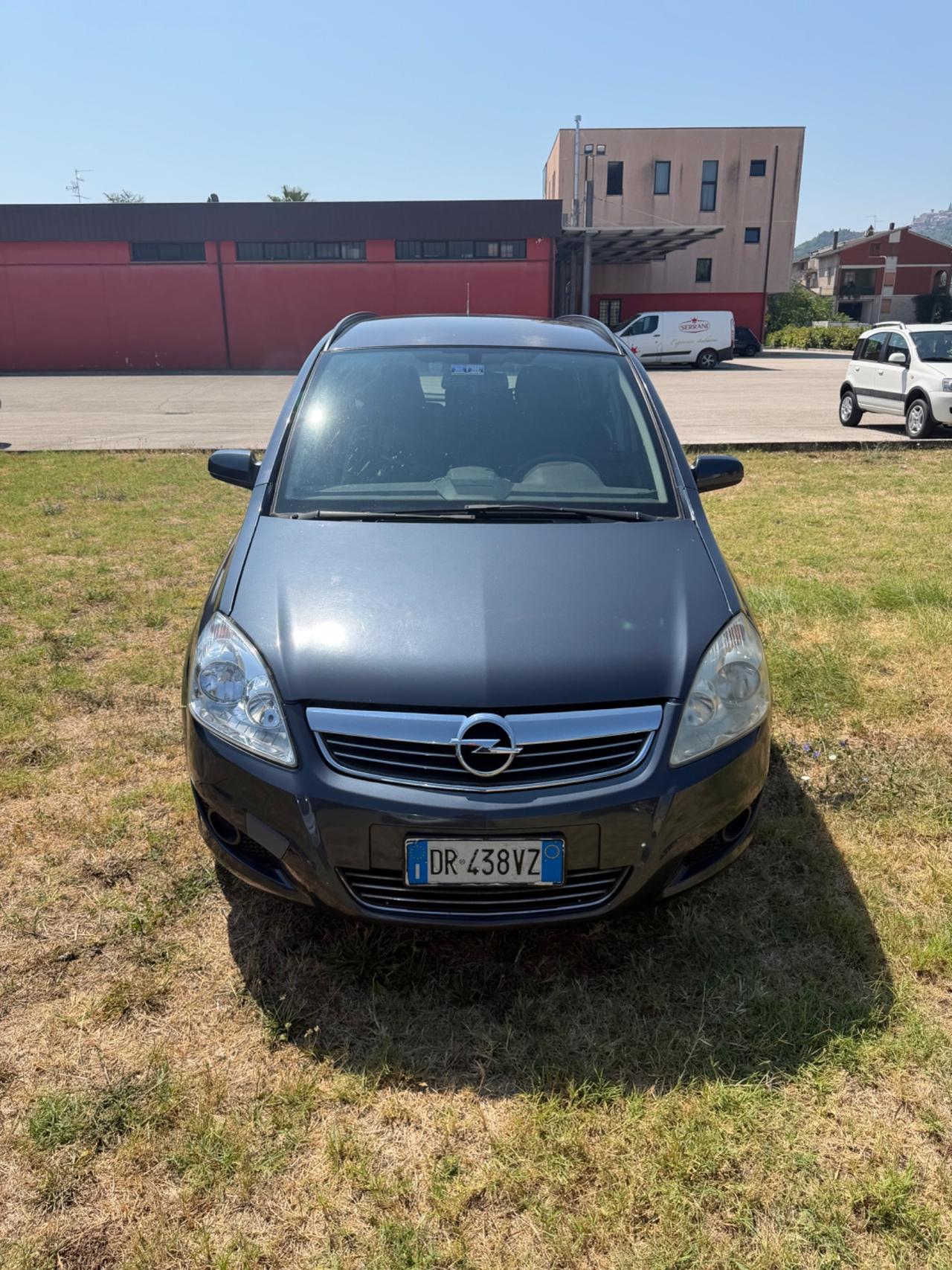 Opel Zafira 1.6 16V VVT Cosmo