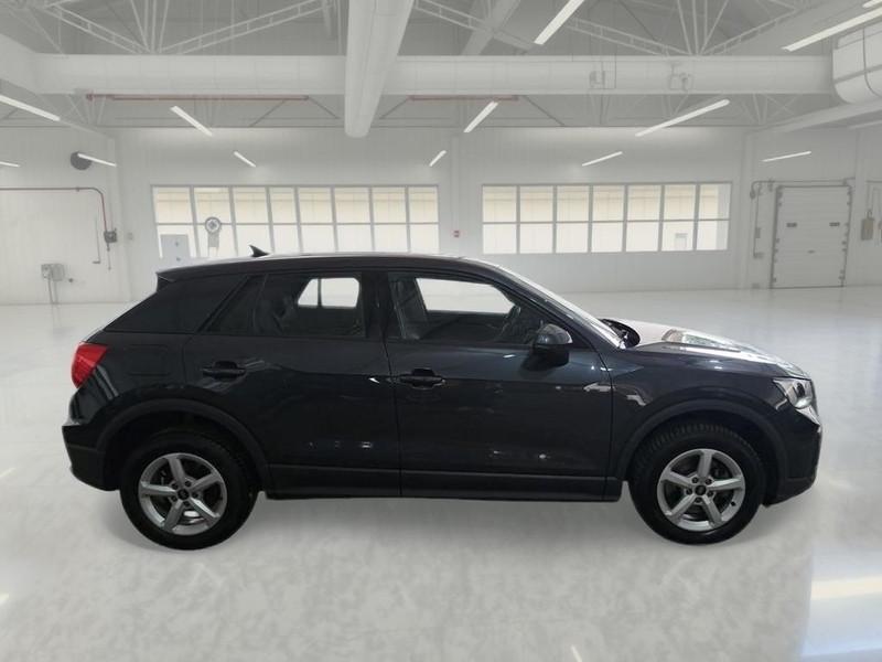 AUDI Q2 2.0 35 TDI BUSINESS S TRONIC SUV