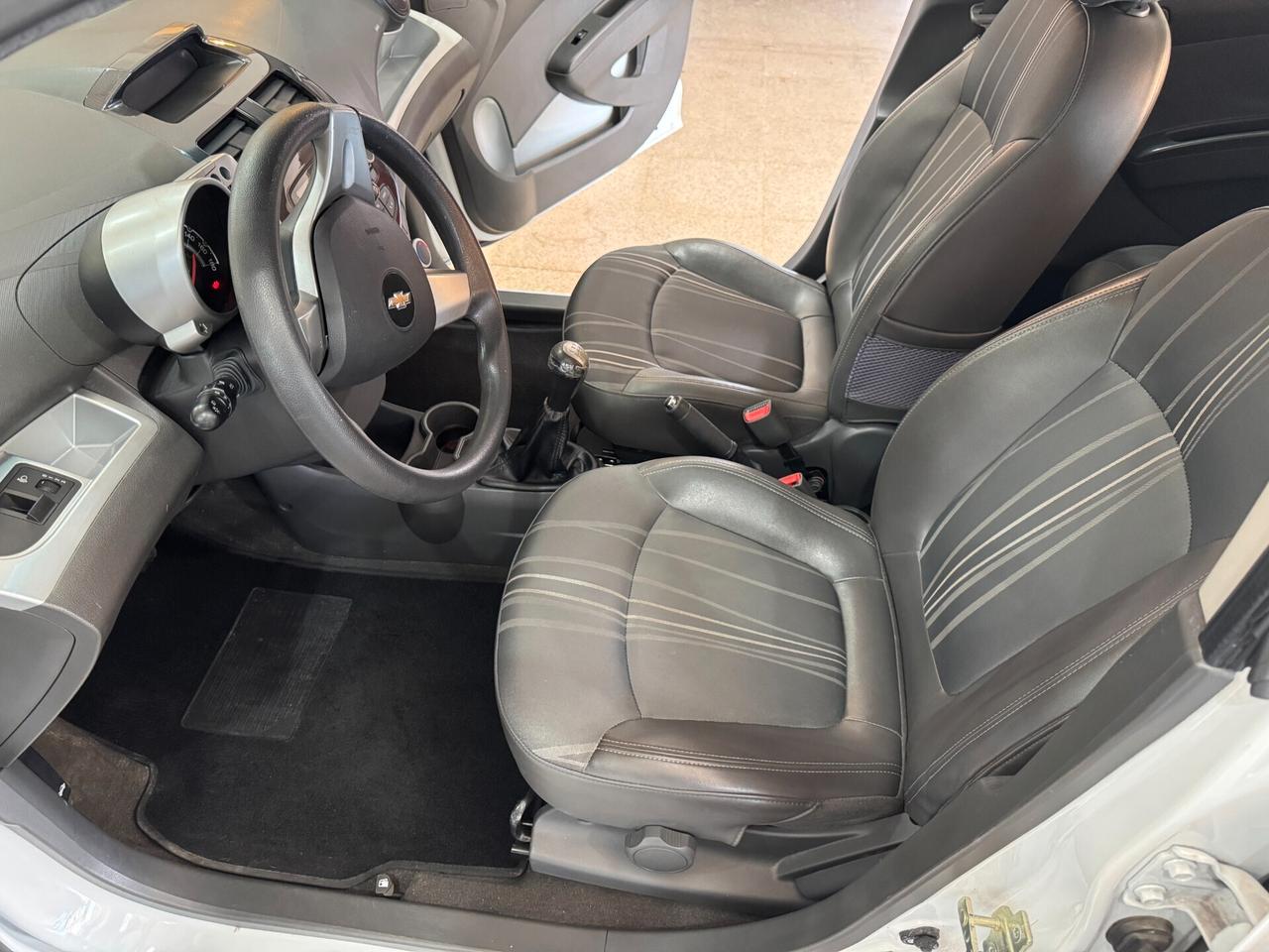 Chevrolet Spark 1.0 cc. 68CV 5 Porte OK NEOPATENTATI