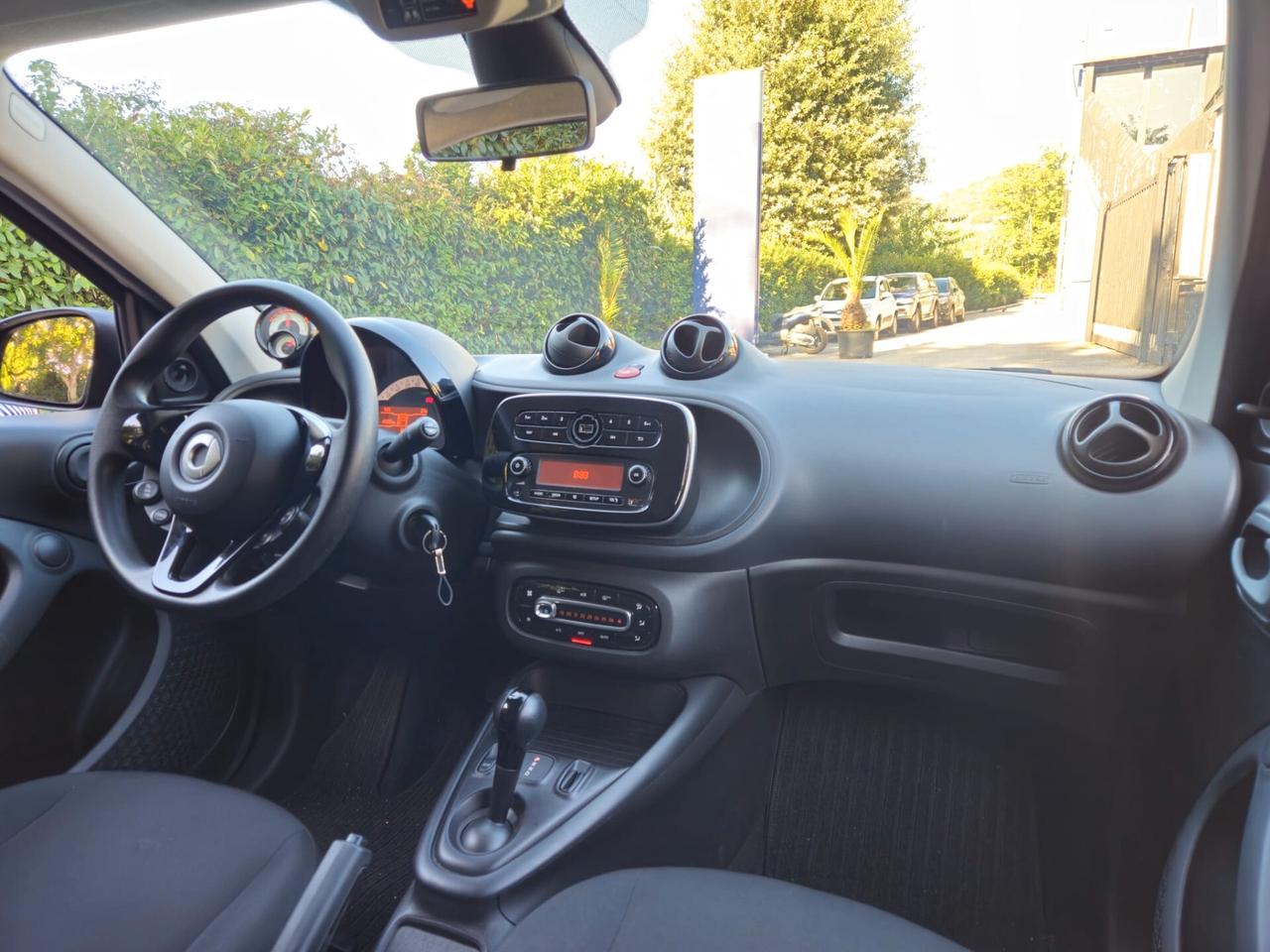 Smart ForFour EQ Pure