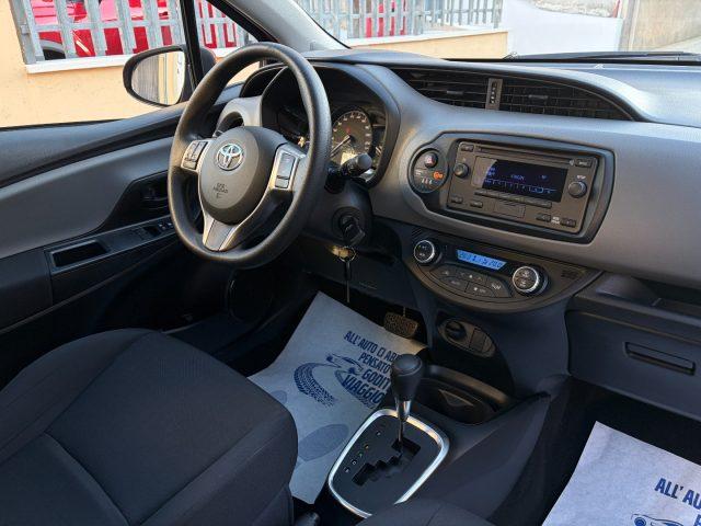 TOYOTA Yaris 1.5 Hybrid Cool