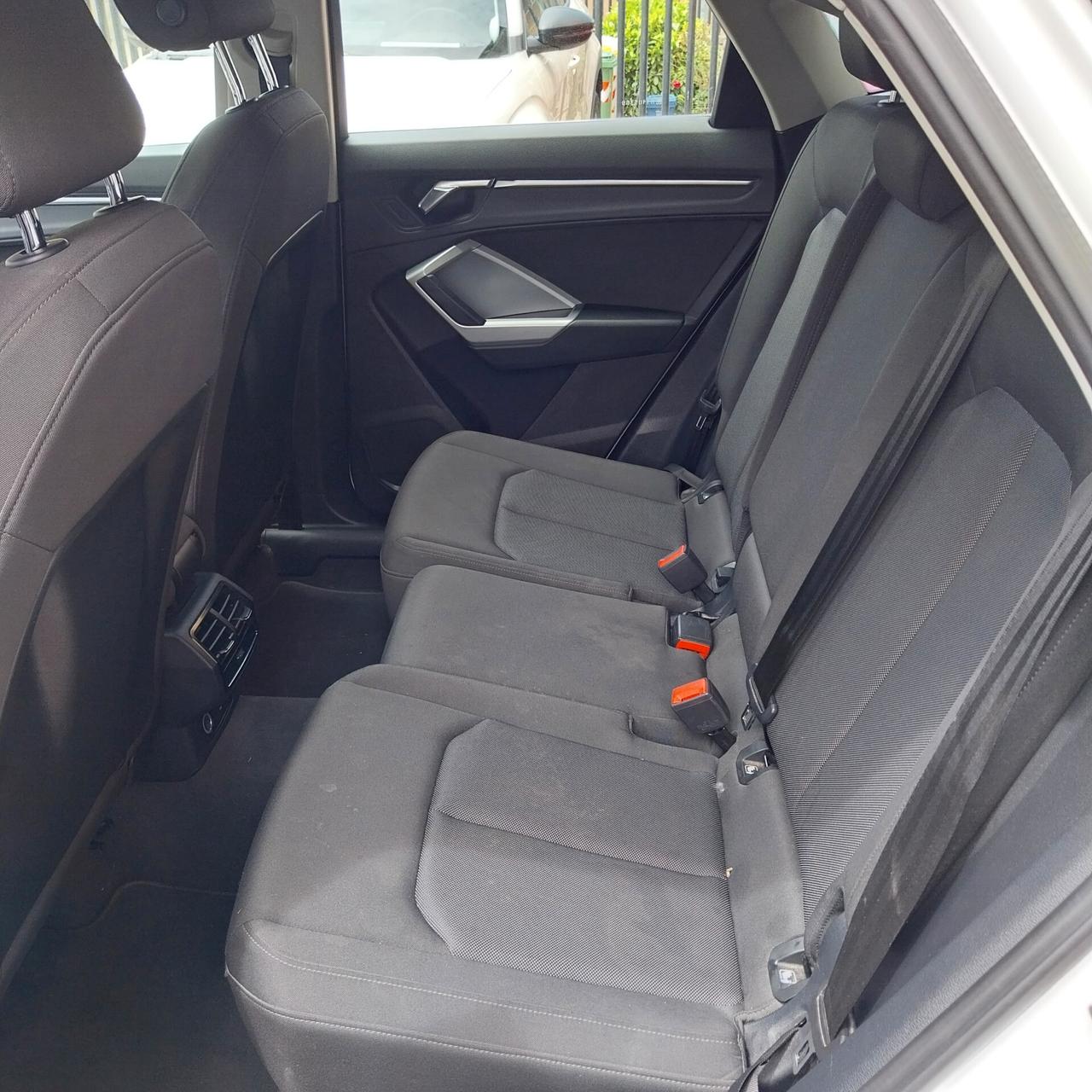 Audi Q3 SPB 35 TDI Business Plus