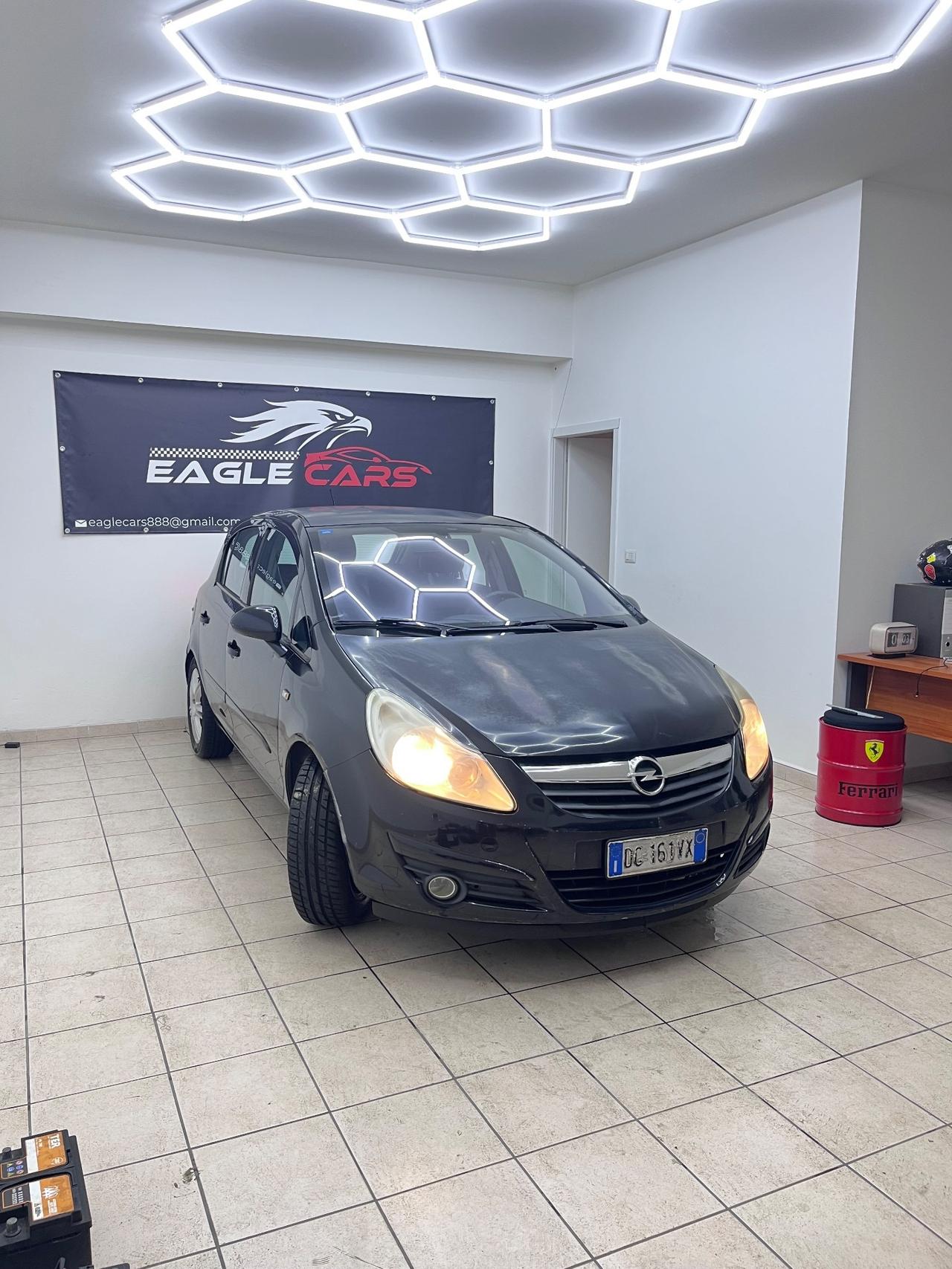 Opel Corsa 1.4 16V 5 porte Cosmo