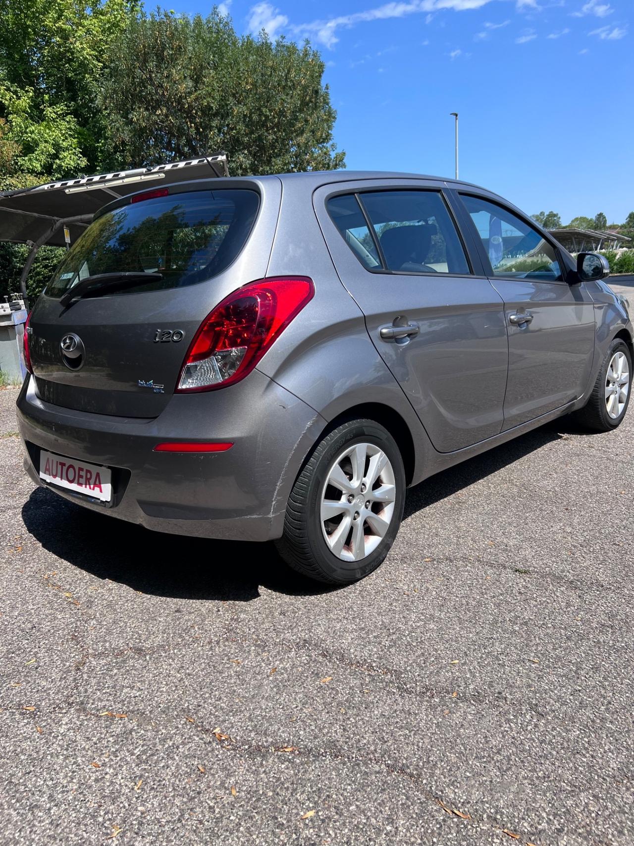 Hyundai i20 1.2 5p. Econext Sound Edition