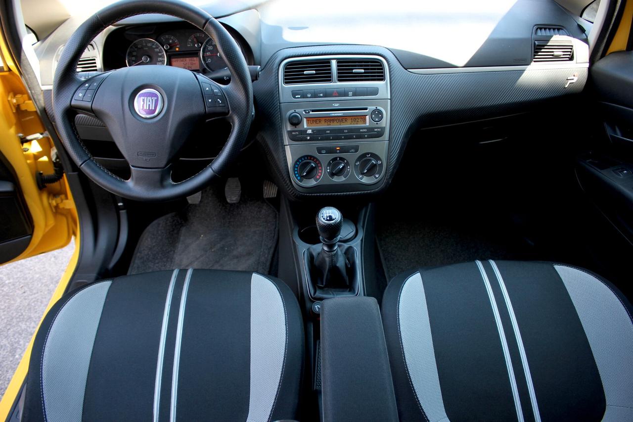 Fiat Punto *PREZZO VERO* 1.4 FIRE 77cv UNIPRO KM REALI CERTIFICATI DISTRIBUZIONE APPENA FATTA 5 PORTE GARANZIA 12 MESI
