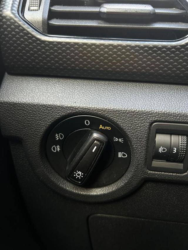 VOLKSWAGEN T-Cross 1.0 TSI 110 CV Style NEO PATENTATI