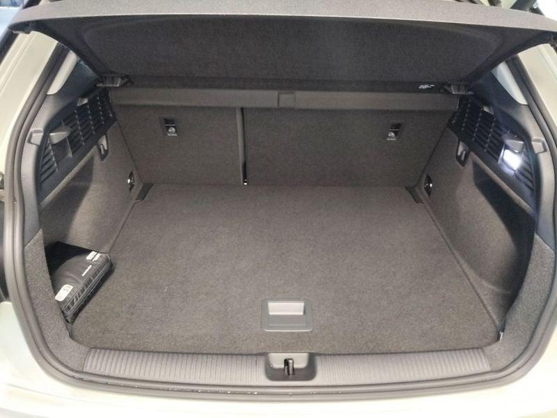 Audi Q2 Q2 35 TDI S tronic Identity Black