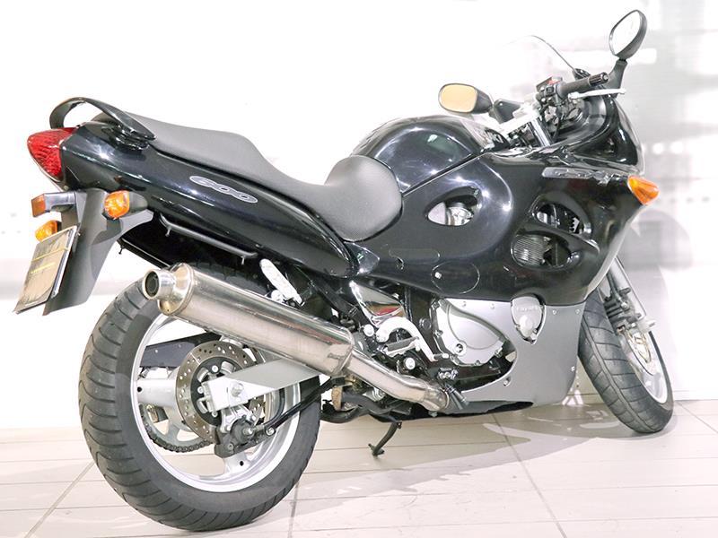Suzuki GSX 600 F