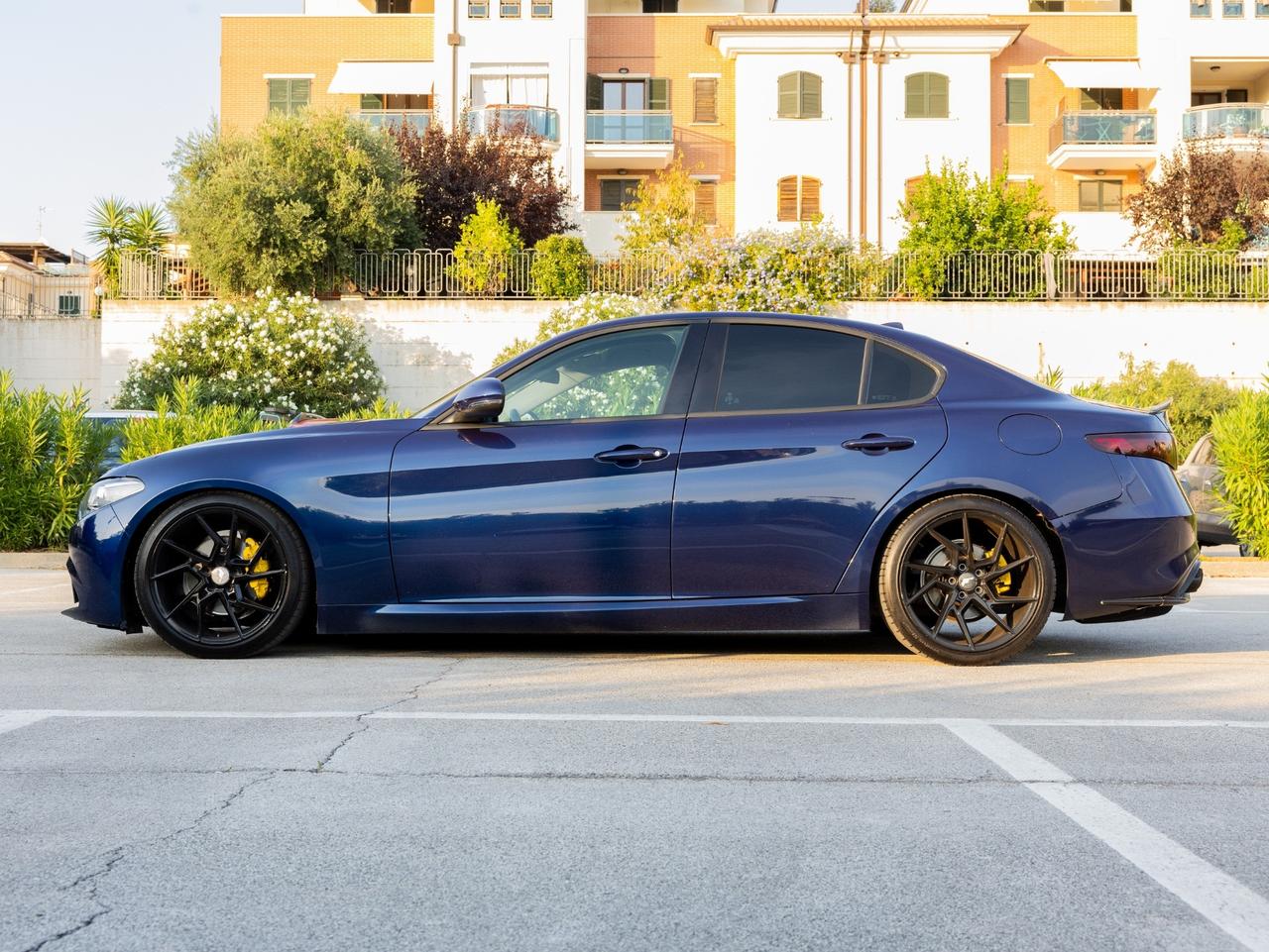 Alfa Romeo Giulia 2.2 Turbodiesel 180 CV AT8 Business Sport Launch Ed.