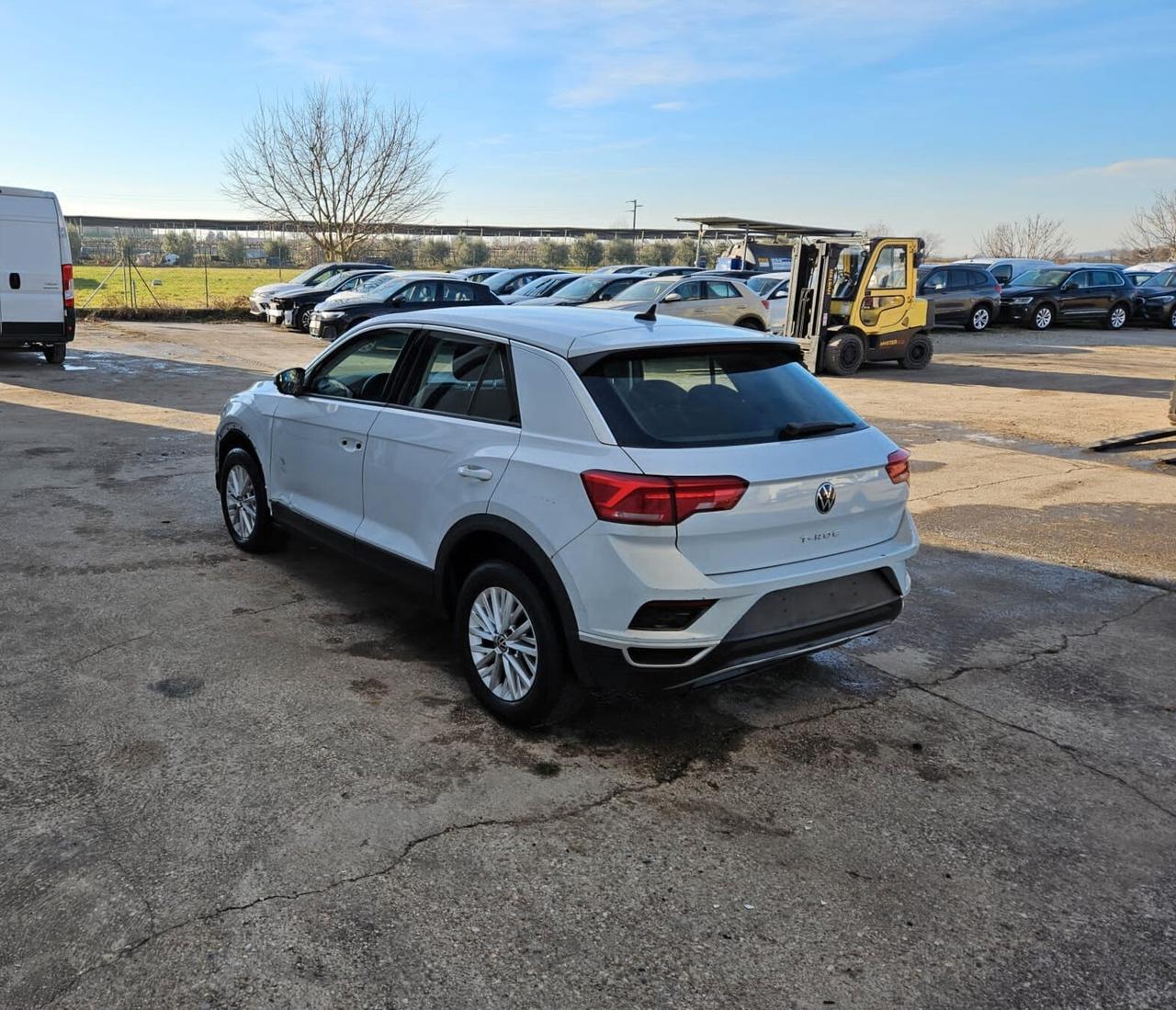 Volkswagen T-Roc 1.6 tdi Advanced FURTO PARZIALE