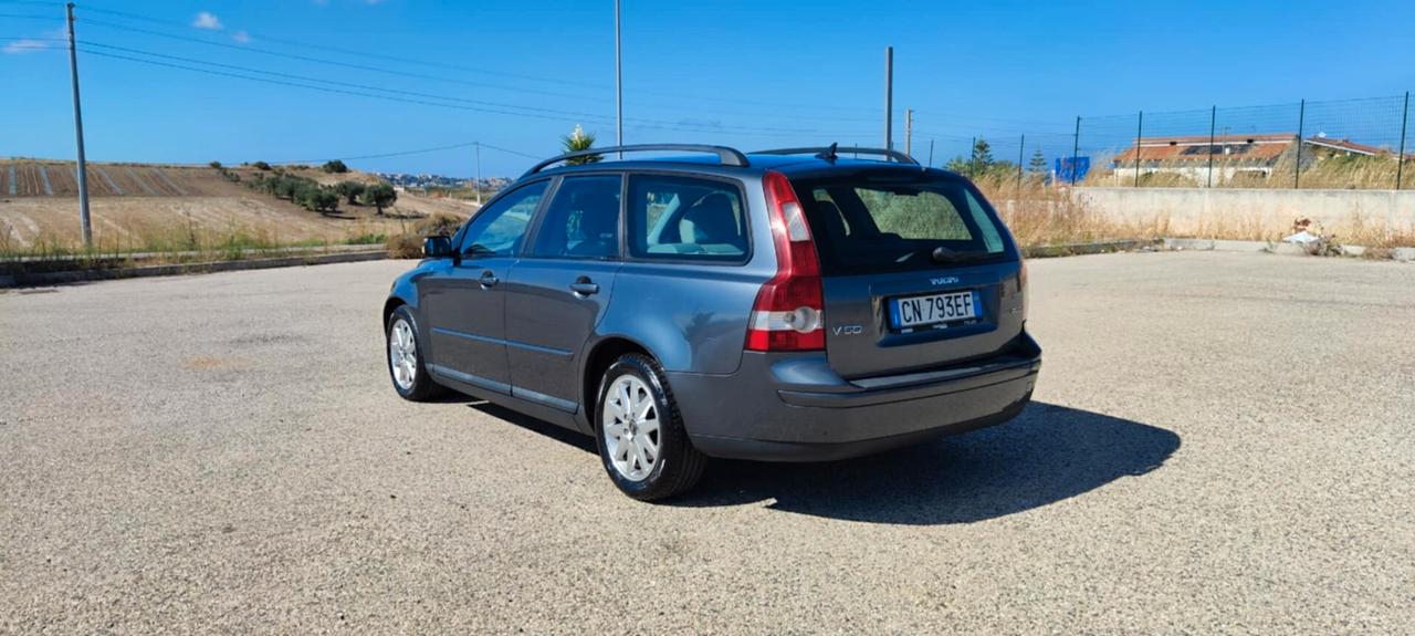 Volvo V50 2.0 D cat Momentum