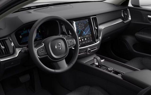 VOLVO V60 B4 automatico Essential