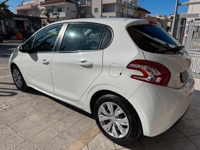 Peugeot 208 1.4 HDi 68 CV 5 porte Active