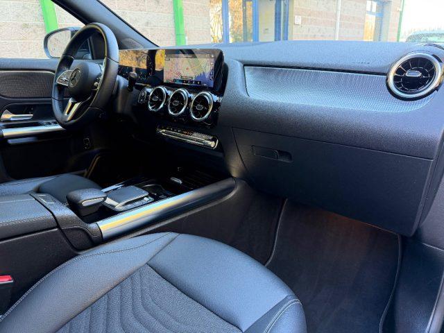 MERCEDES-BENZ GLA 180 136CV SPORT AUTOMATIC KM-49.000 TAGLAINDATI!