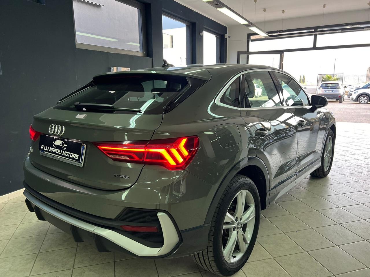 Audi Q3 SPB 35 TDI quattro S line edition