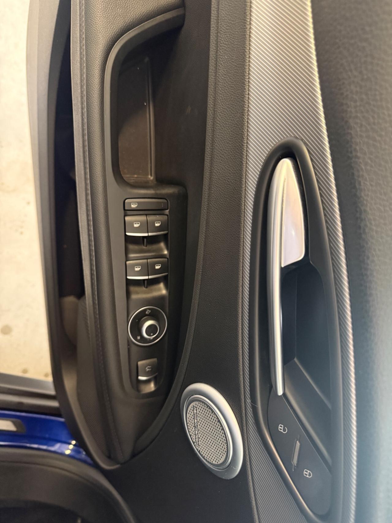 Alfa Romeo Stelvio 2.2 Turbodiesel 190 CV AT8 Q4 Sprint