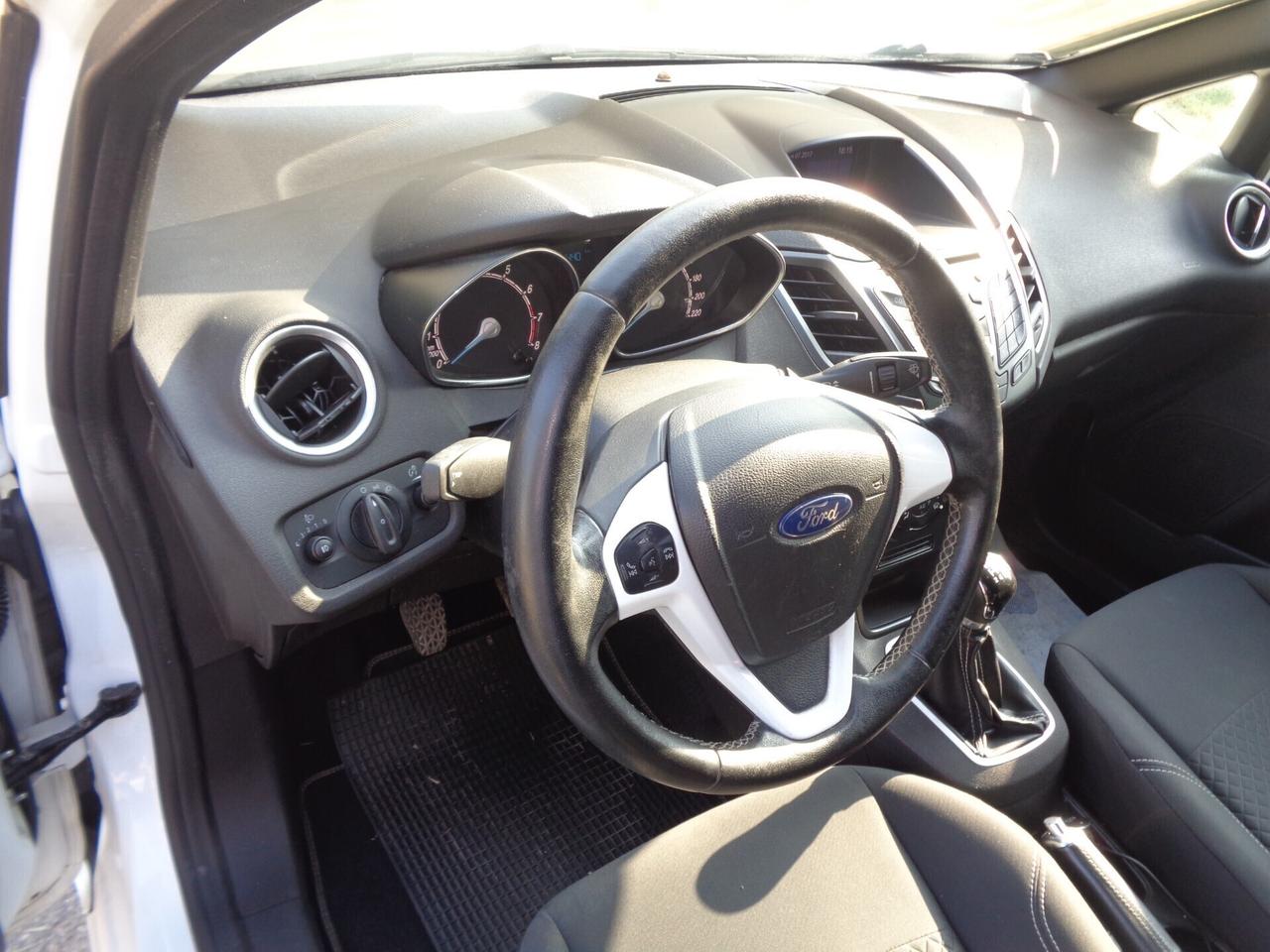 Fiesta 1.2 60CV 5p Black & White Edition 80milakm