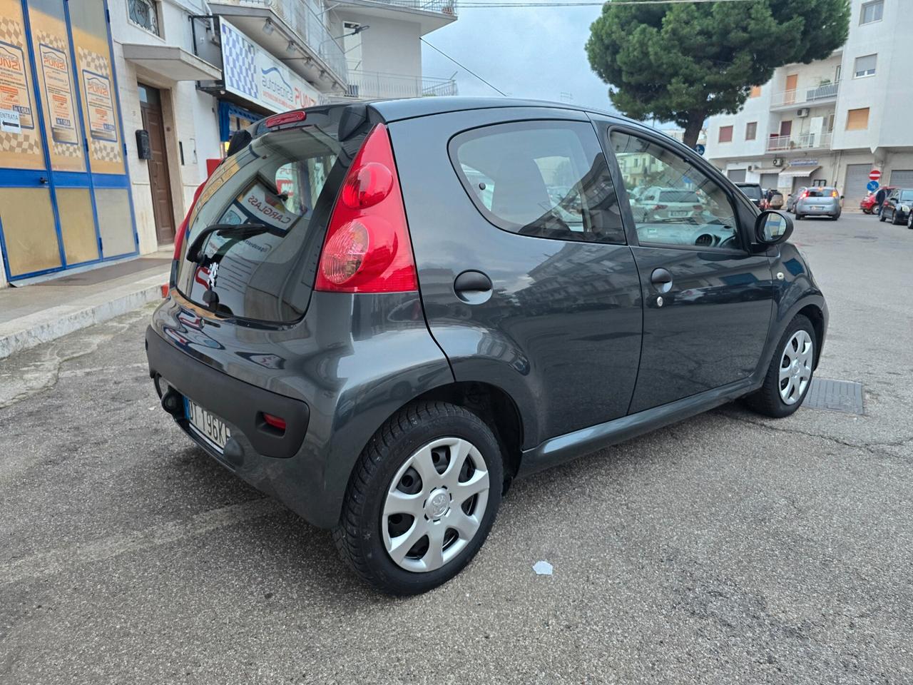 Peugeot 107 1.0 68CV 5p. Sweet Years - Neopatentati